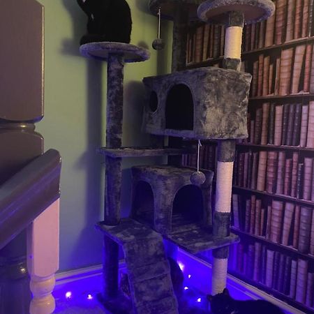 Tuebrook Towers 호텔 리버풀 외부 사진